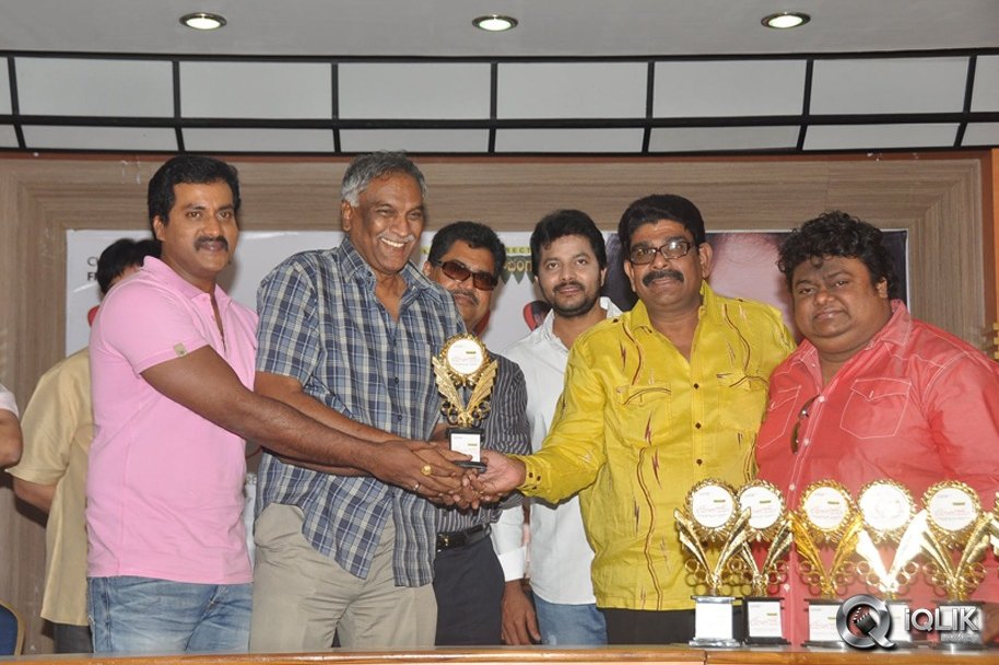 Love-Dot-Com-Movie-Platinum-Disc-Function